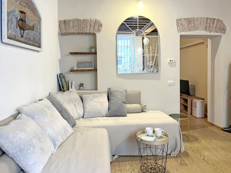 Suite 9, Parma Centro エクステリア 写真